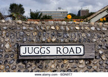 a-funny-road-name-sign-in-lewes-east-sussex-uk-bdn9t7.jpg